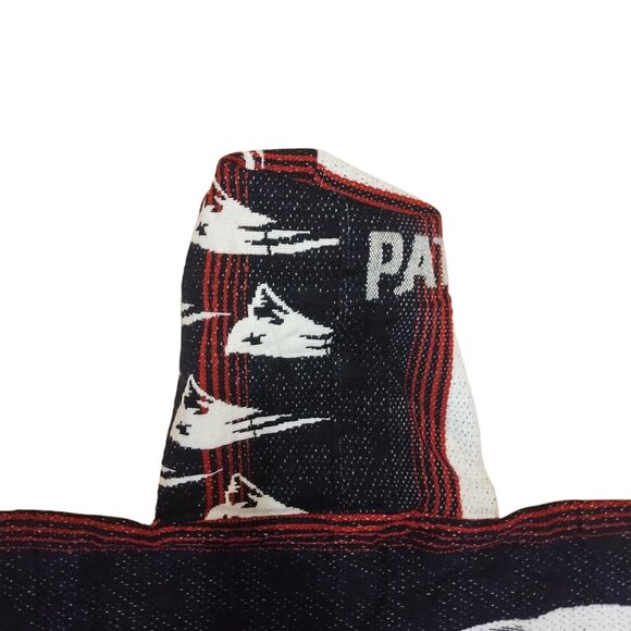 NFL Patriots Mexican Heritage Night Poncho 43" x 40" with Hood Fleace / Cotton - Picture 4 of 4